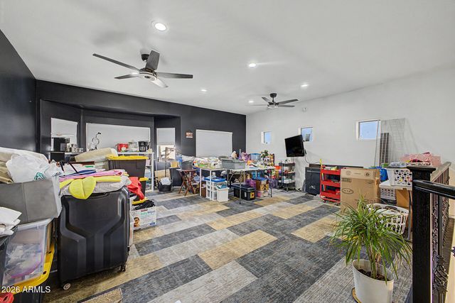 7926 W HESS Avenue, Phoenix, AZ 85043
