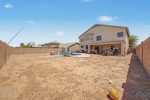 7926 W HESS Avenue, Phoenix, AZ 85043