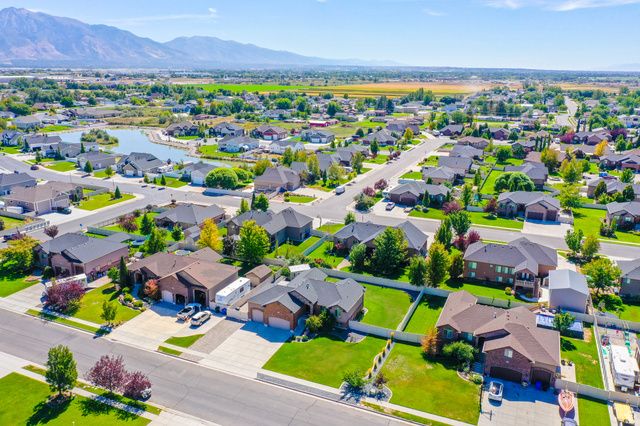 2797 W 2125 N, Plain City, UT 84404