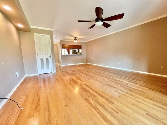 12 Walter Drive, Bella Vista, AR 72714