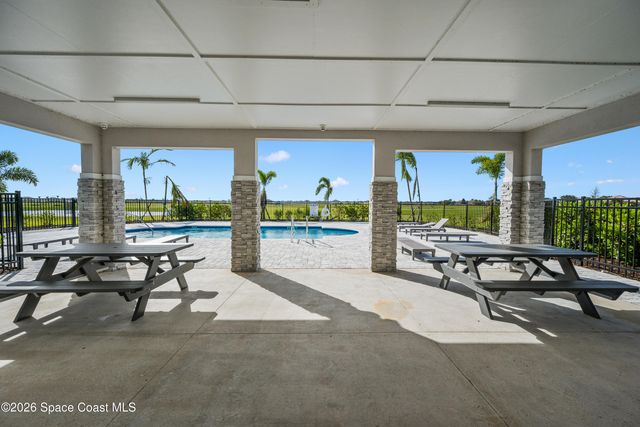 1984 SE Middlebury Drive SE, Palm Bay, FL 32909