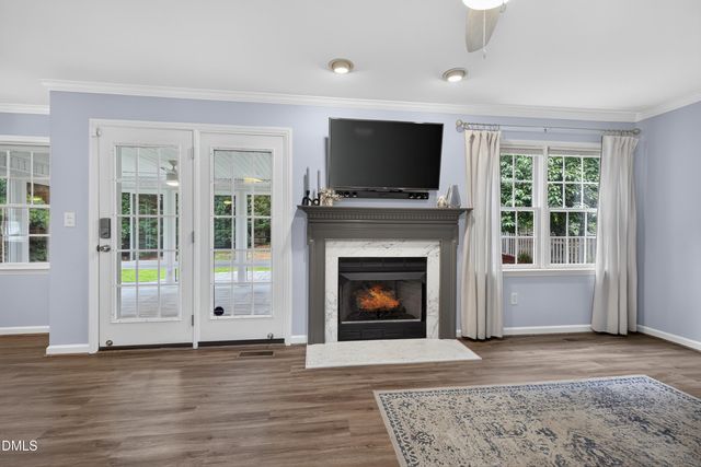837 E Ivy Valley Drive, Fuquay Varina, NC 27526