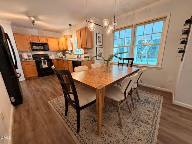 837 E Ivy Valley Drive, Fuquay Varina, NC 27526