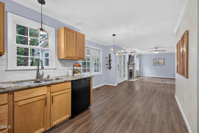 837 E Ivy Valley Drive, Fuquay Varina, NC 27526
