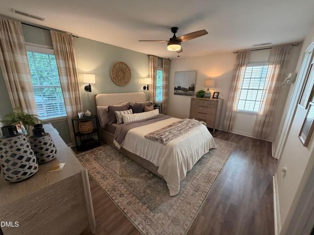 837 E Ivy Valley Drive, Fuquay Varina, NC 27526