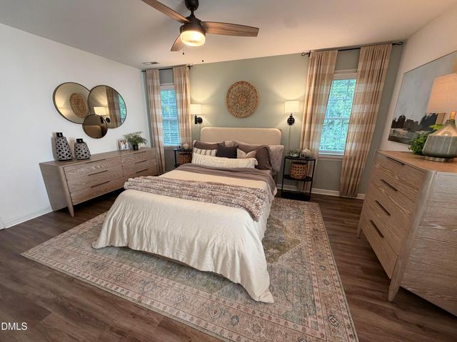 837 E Ivy Valley Drive, Fuquay Varina, NC 27526