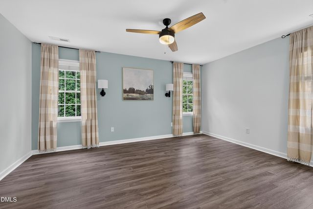 837 E Ivy Valley Drive, Fuquay Varina, NC 27526