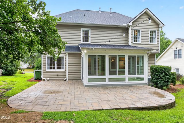 837 E Ivy Valley Drive, Fuquay Varina, NC 27526