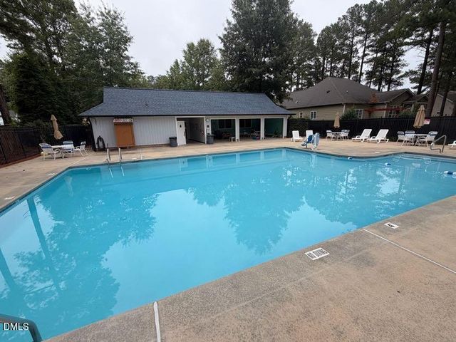 837 E Ivy Valley Drive, Fuquay Varina, NC 27526