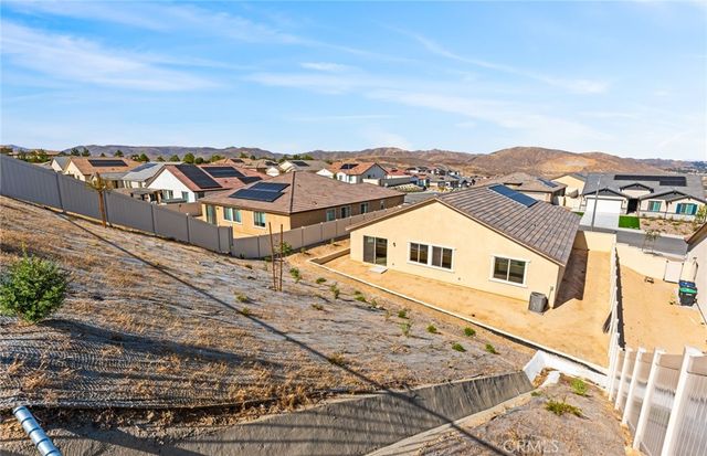 4057 Hudson Lane, Lake Elsinore, CA 92530
