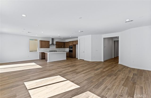 4057 Hudson Lane, Lake Elsinore, CA 92530