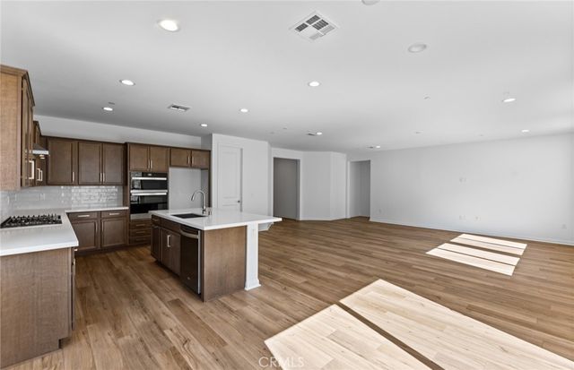 4057 Hudson Lane, Lake Elsinore, CA 92530