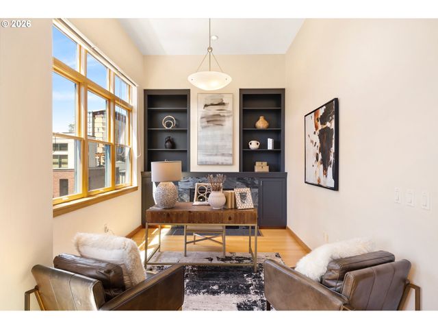 821 Nw 11TH Ave 601, Portland, OR 97209