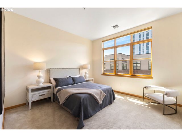 821 Nw 11TH Ave 601, Portland, OR 97209