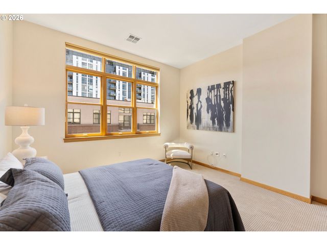 821 Nw 11TH Ave 601, Portland, OR 97209
