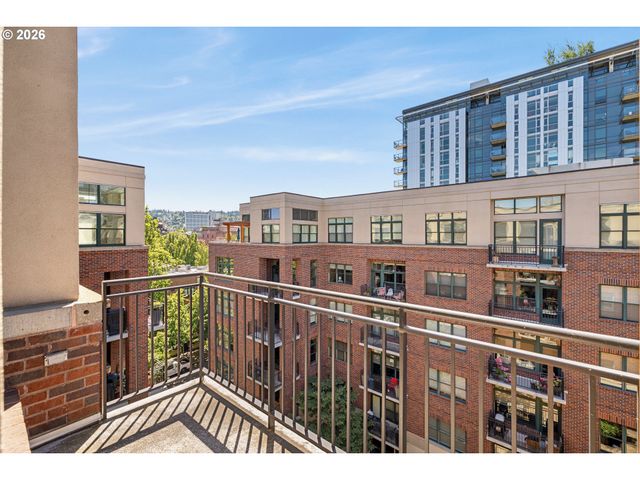 821 Nw 11TH Ave 601, Portland, OR 97209