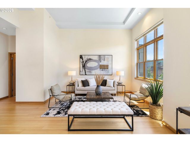 821 Nw 11TH Ave 601, Portland, OR 97209