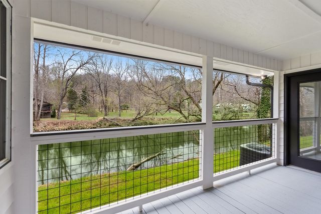 284 Smokeford Road, Murphy, NC 28906