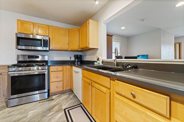 4073 Reinke Road, Duluth, MN 55811