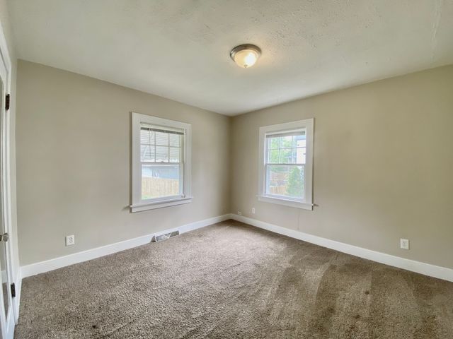 3332 Halsted Street, Steger, IL 60475