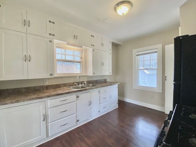 3332 Halsted Street, Steger, IL 60475