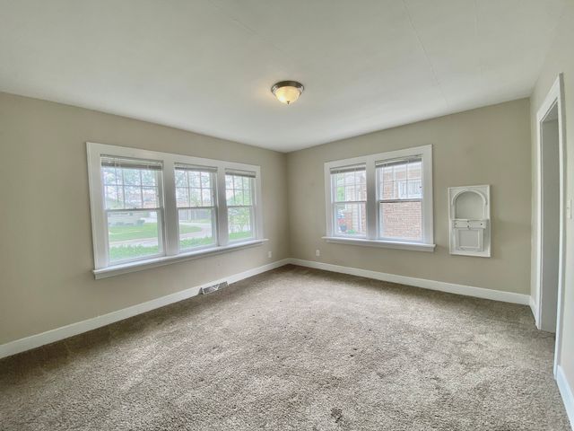 3332 Halsted Street, Steger, IL 60475