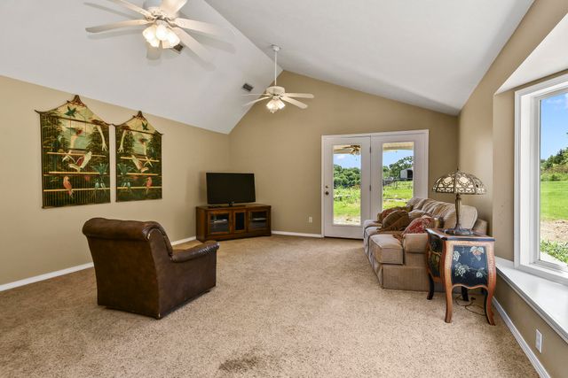 533 Ghan Road, Clever, MO 65631