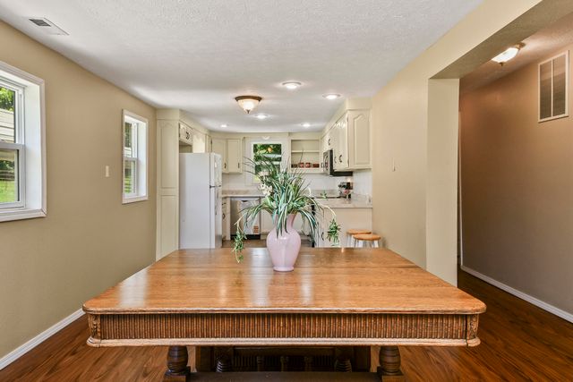 533 Ghan Road, Clever, MO 65631