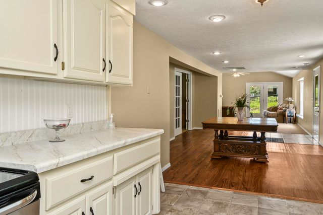 533 Ghan Road, Clever, MO 65631