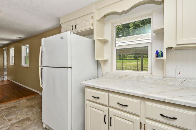 533 Ghan Road, Clever, MO 65631