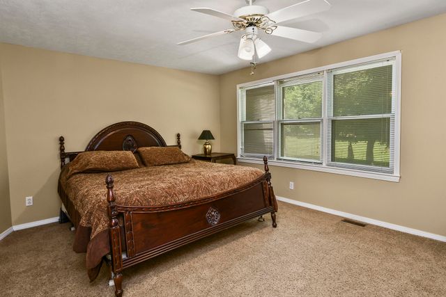 533 Ghan Road, Clever, MO 65631