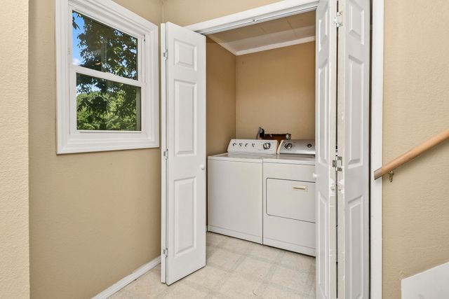 533 Ghan Road, Clever, MO 65631