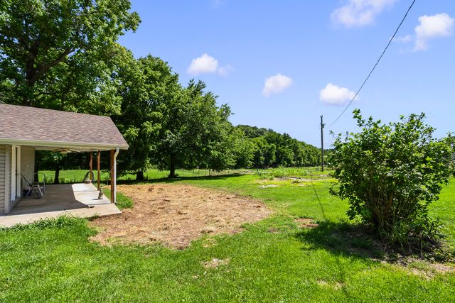 533 Ghan Road, Clever, MO 65631