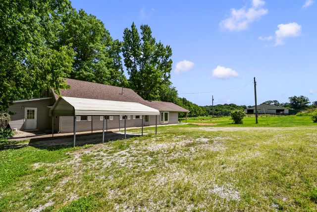 533 Ghan Road, Clever, MO 65631