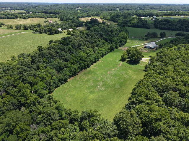 533 Ghan Road, Clever, MO 65631