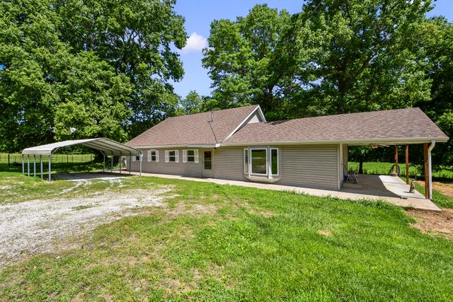 533 Ghan Road, Clever, MO 65631
