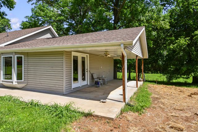 533 Ghan Road, Clever, MO 65631