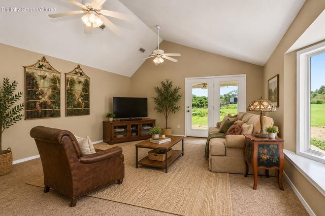 533 Ghan Road, Clever, MO 65631