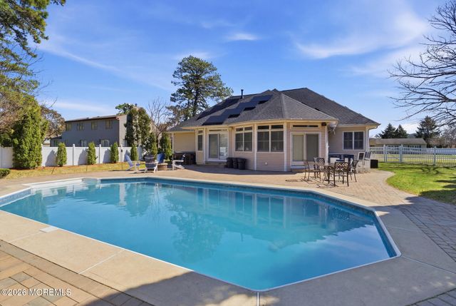 718 Amherst Road, Lanoka Harbor, NJ 08734