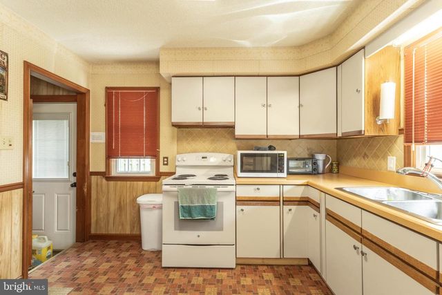 513 W SPRUCE ST, Seaford, DE 19973