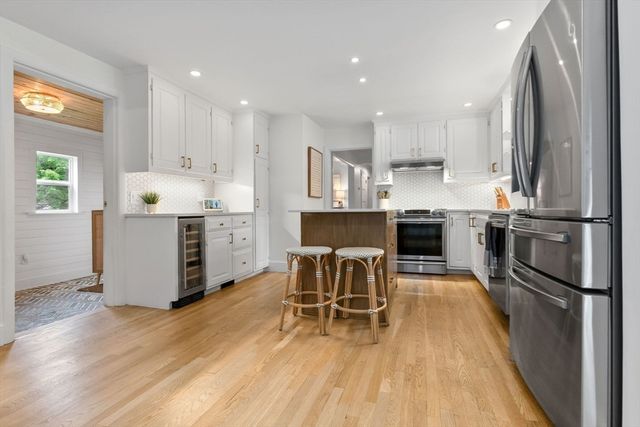 13 Forrest Rd, Topsfield, MA 01983
