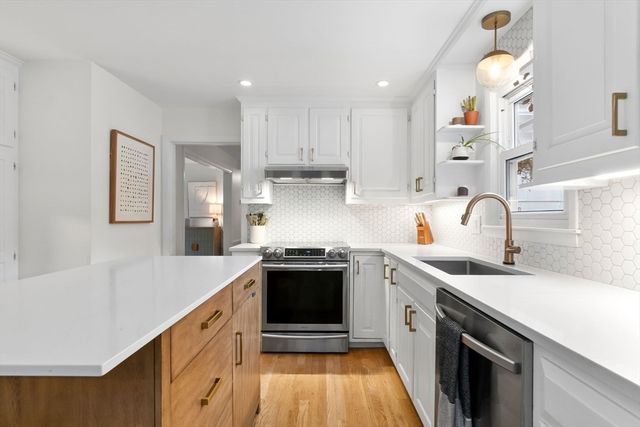 13 Forrest Rd, Topsfield, MA 01983