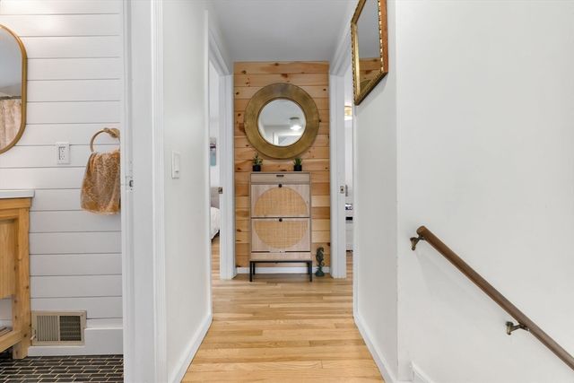 13 Forrest Rd, Topsfield, MA 01983