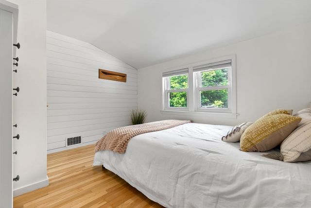 13 Forrest Rd, Topsfield, MA 01983