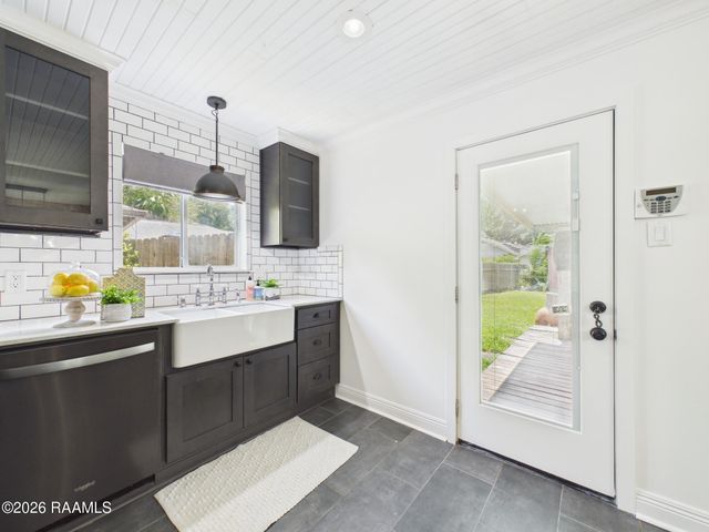 103 Harwell Drive, Lafayette, LA 70503