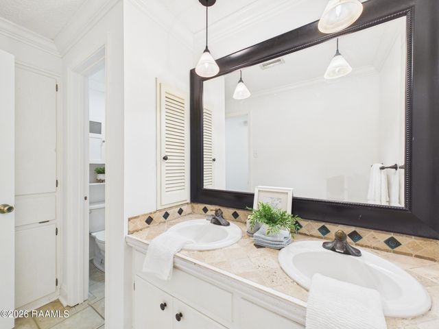 103 Harwell Drive, Lafayette, LA 70503
