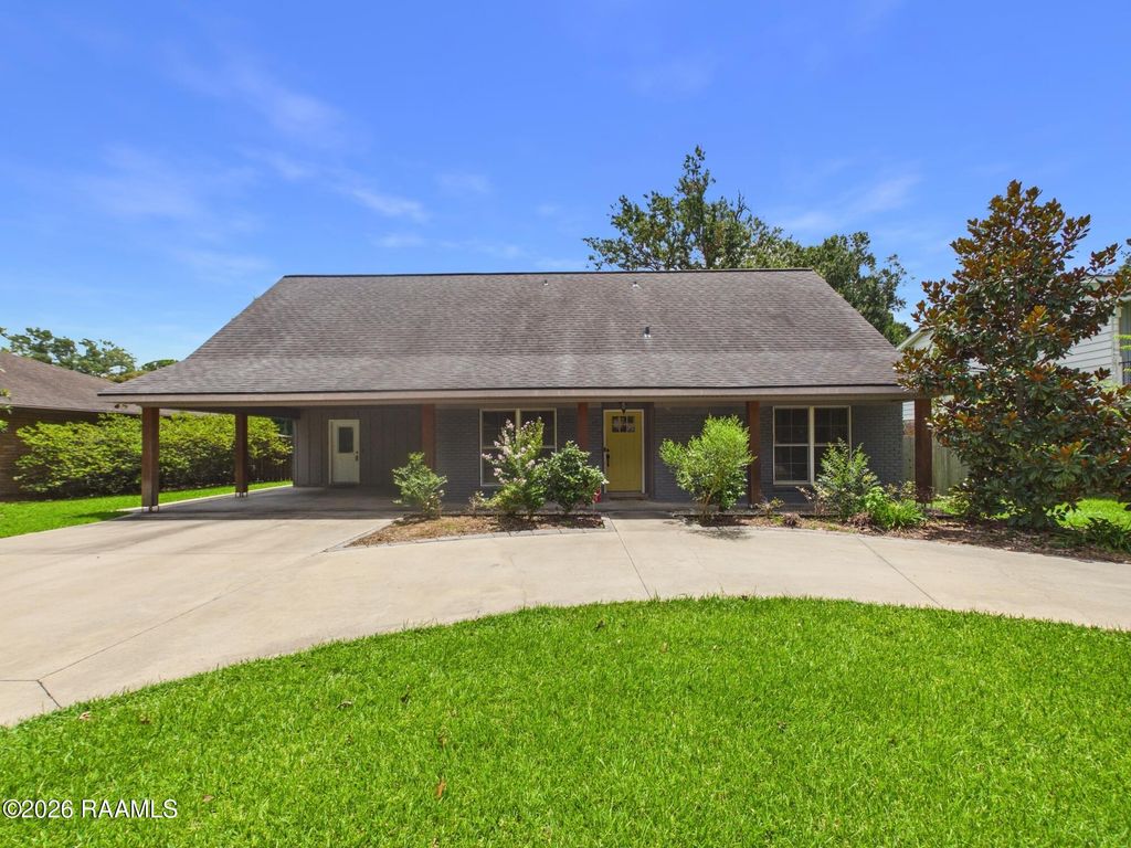 103 Harwell Drive, Lafayette, LA 70503