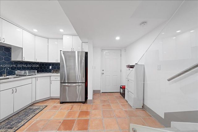 5750 Turin St 207, Coral Gables, FL 33146