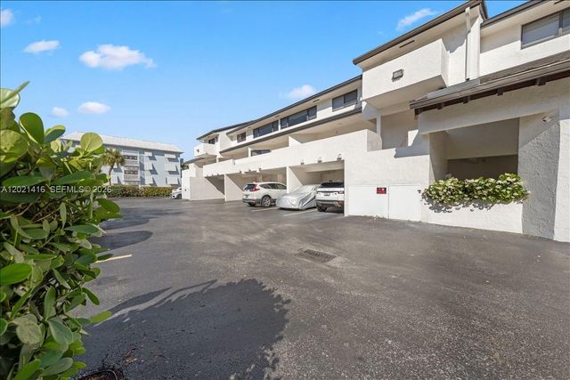 5750 Turin St 207, Coral Gables, FL 33146