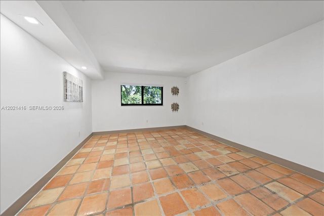 5750 Turin St 207, Coral Gables, FL 33146